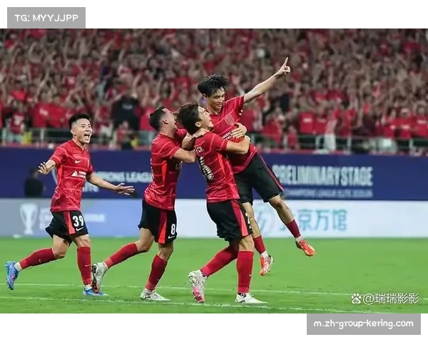 成都蓉城首轮净胜四球领跑 唯一零扣分球队展现争冠底气 成都蓉城首轮净胜四球领跑 唯一零扣分球队展现争冠底气